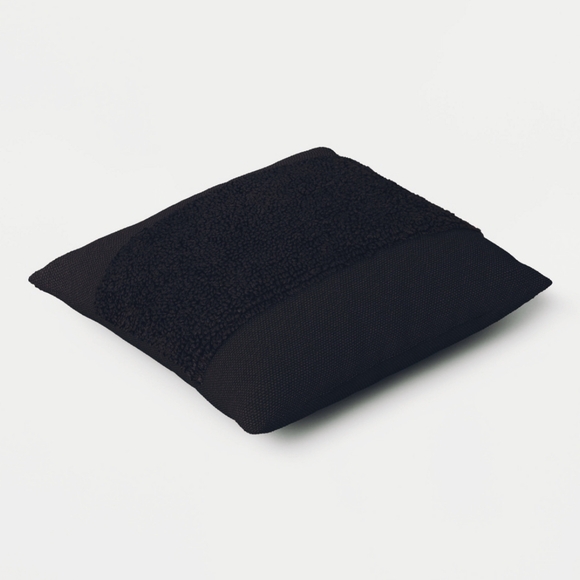 2!!! NWT Threshold Cotton Tufted Throw Pillow Set In Black 18" - Picture 2 of 7